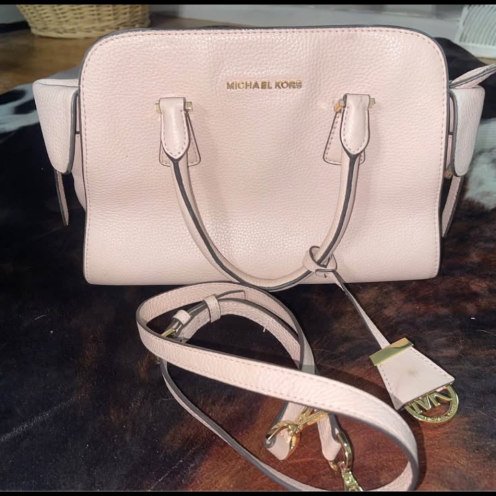 Light pink Michael Kors purse